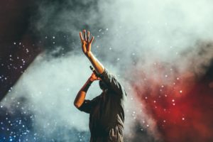 Cómo llevar tu música a una playlist de Spotify o Apple Music
