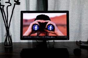 Estrena tu próximo vídeo musical como un evento LIVE en Facebook